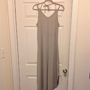 Elegant Gray Sleeveless Dress